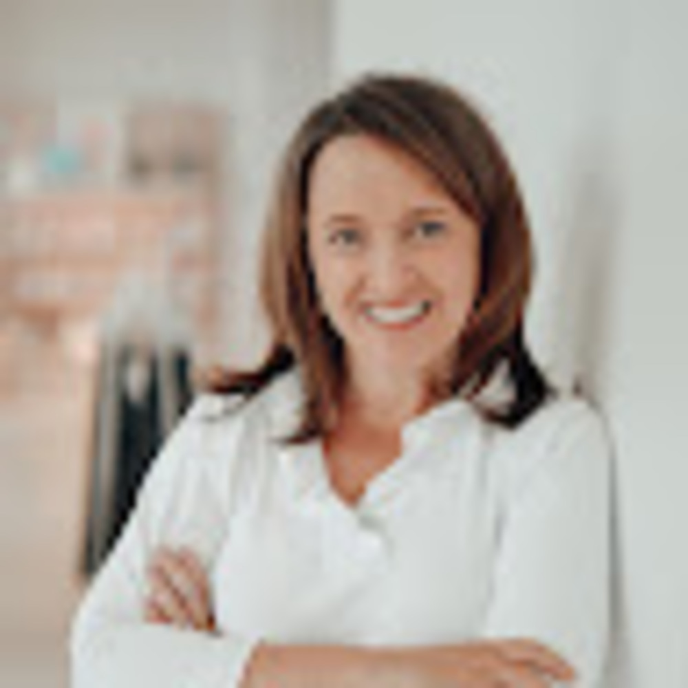 Meet your Posher, Holly